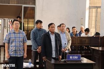 Cựu bí thư, chủ tịch thị trấn lĩnh 10 năm tù vì tội lạm quyền