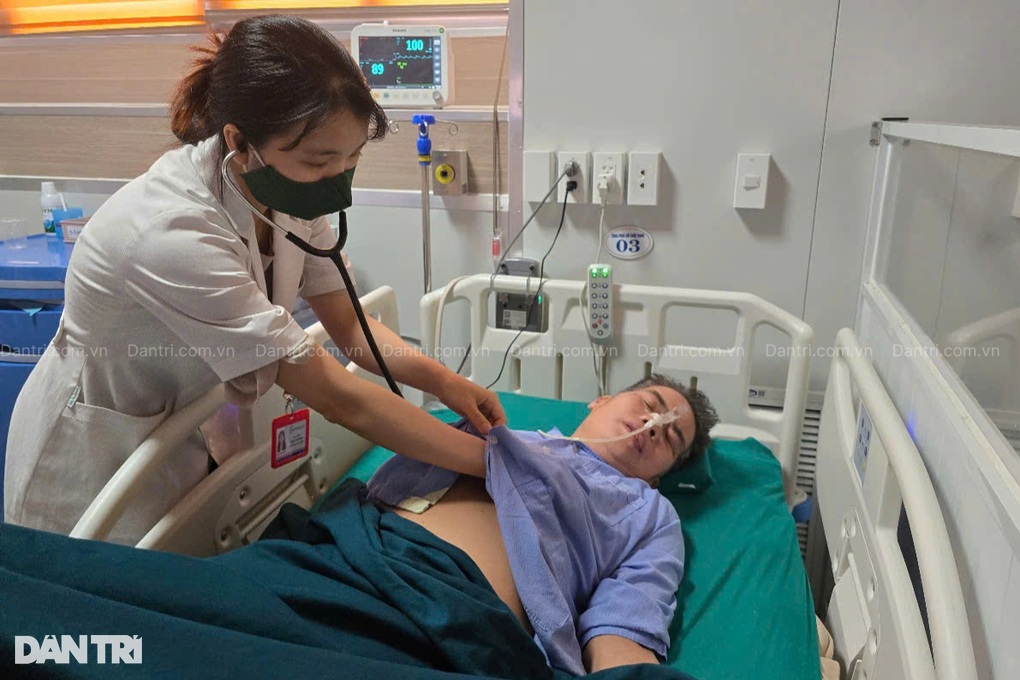 Vợ nghèo bán sạch gà, lợn…, khẩn cầu nhà hảo tâm cứu chồng mắc bệnh hiểm - 1 Vợ nghèo bán sạch gà, lợn…, khẩn cầu nhà hảo tâm cứu chồng mắc bệnh hiểm - 1