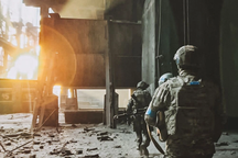 Hình ảnh chưa từng thấy của lính Ukraine ở "pháo đài" Azovstal