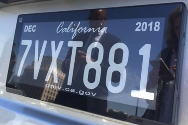 California thử nghiệm biển số xe điện tử