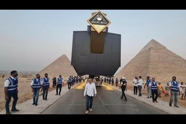 Choáng với cảnh vận chuyển thuyền cổ 4600 tuổi của Pharaoh Ai Cập