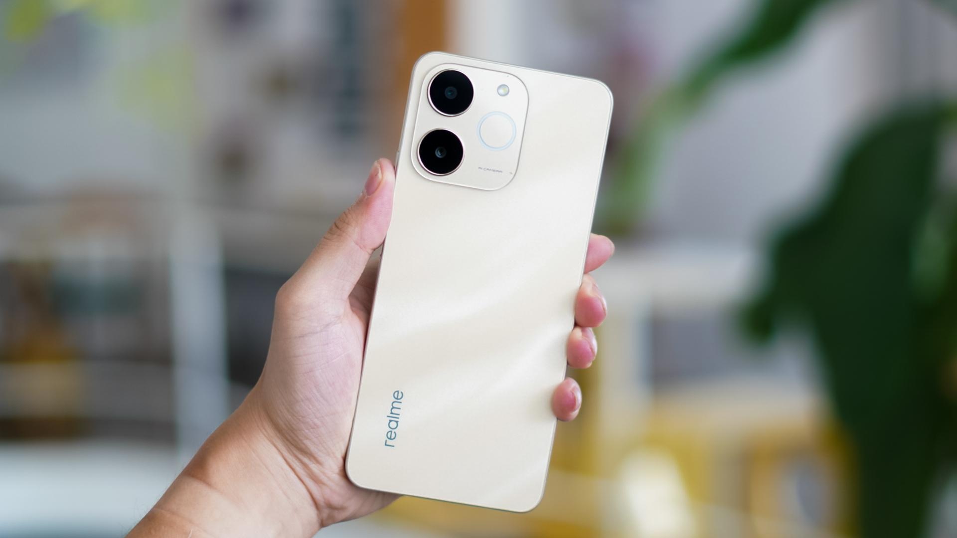 realme phổ cập pin trên 6.000mAh cho mọi phân khúc tại Thế Giới Di Động - 2