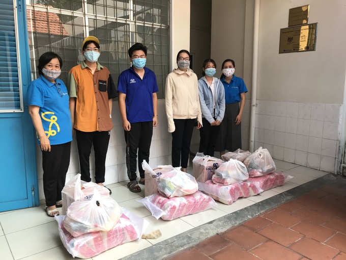 Saigon Children’s Charity gây quỹ 10 tỉ đồng hỗ trợ khắc phục COVID cho người nghèo - Ảnh 3. Saigon Children’s Charity gây quỹ 10 tỉ đồng hỗ trợ khắc phục COVID cho người nghèo - Ảnh 3.