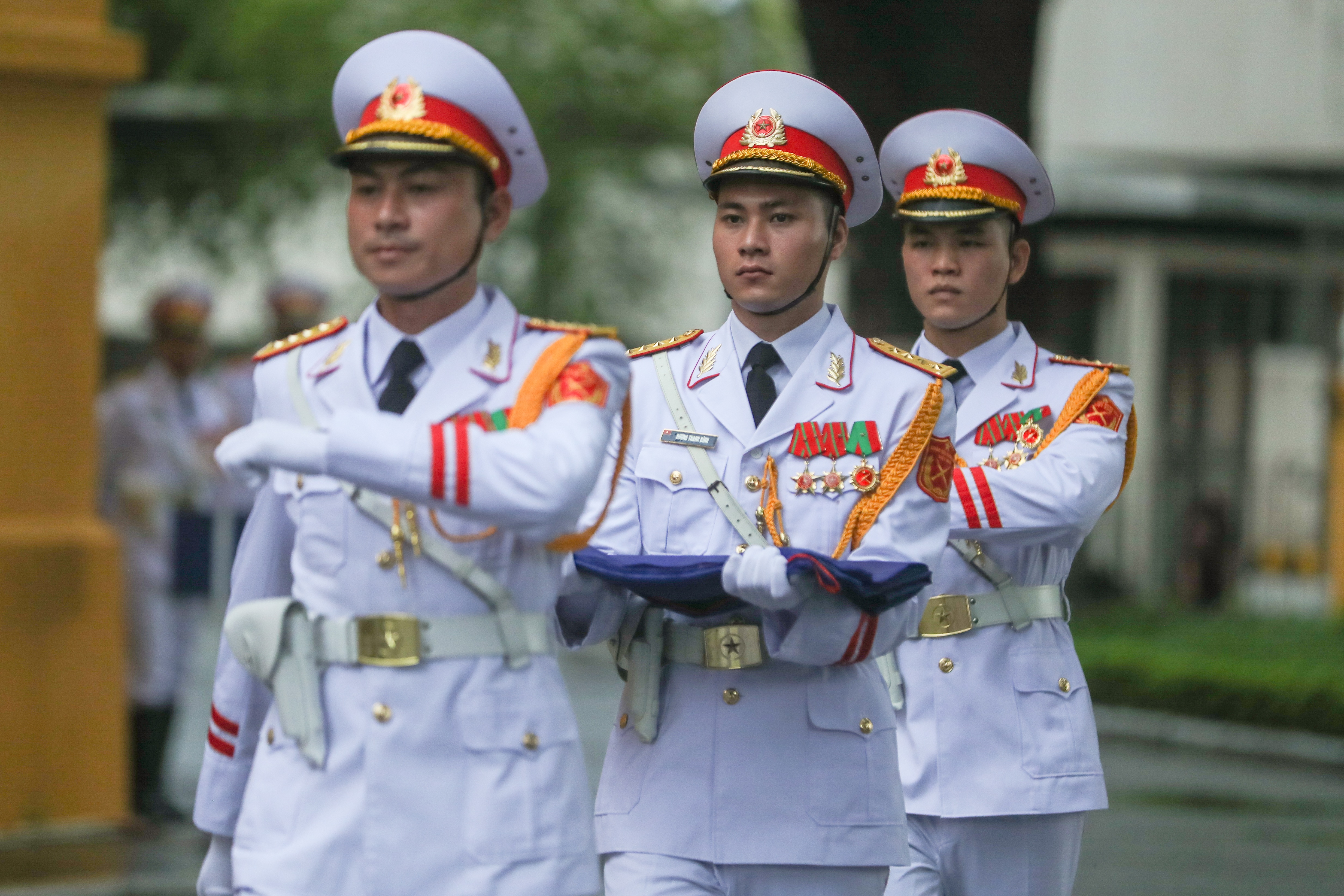 Trang trọng nghi lễ thượng cờ kỷ niệm 53 năm Ngày thành lập ASEAN - 5 Trang trọng nghi lễ thượng cờ kỷ niệm 53 năm Ngày thành lập ASEAN - 5