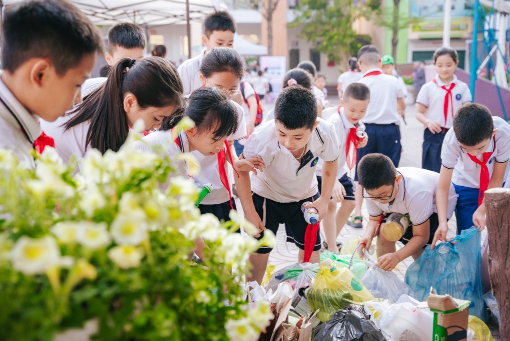 AIA Việt Nam chung tay chống biến đổi khí hậu và phát triển bền vững - 2 AIA Việt Nam chung tay chống biến đổi khí hậu và phát triển bền vững - 2