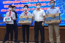 Hà Nội: Gần 10.000 học sinh thiếu thiết bị học trực tuyến