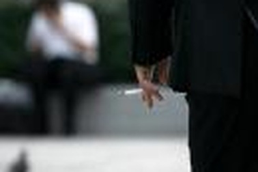 Tin nhắn giúp cai nghiện thuốc lá