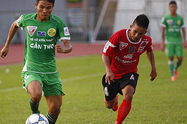 Vua phá lưới V-League: Cơ hội cuối cùng cho Lê Văn Thắng