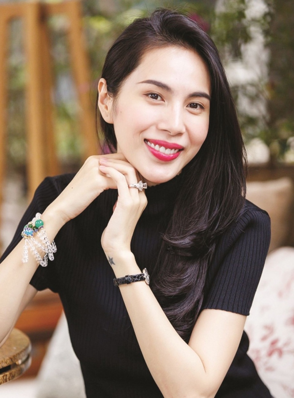 Thủy Tiên nửa đêm bật khóc vì nhớ nhà, tủi thân - 2 Thủy Tiên nửa đêm bật khóc vì nhớ nhà, tủi thân - 2