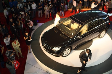 Thị trường ôtô tháng 12/2011: Cuộc vui ngắn chẳng tày gang