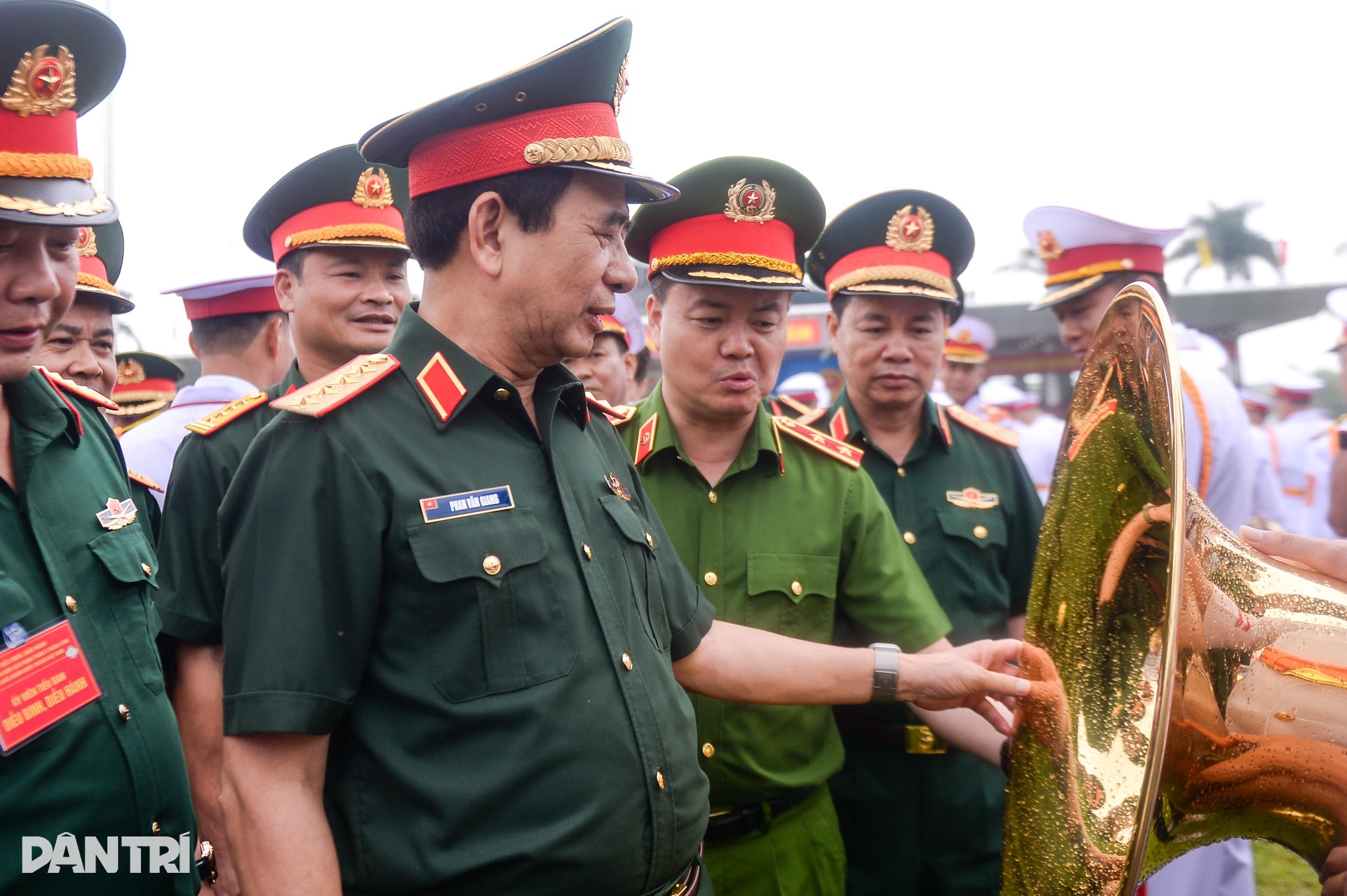 Đại tướng Phan Văn Giang kiểm tra, động viên các khối tham gia diễu binh - 10
