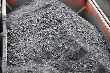 Bắt giữ tàu chở gần 2.000 tấn than lậu trên biển