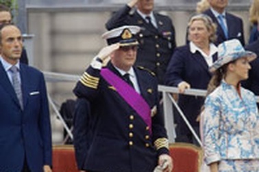 Thái tử Bỉ phải ra tòa