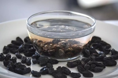 Dùng nho khô theo cách này vừa thải độc gan, vừa tốt cho ruột