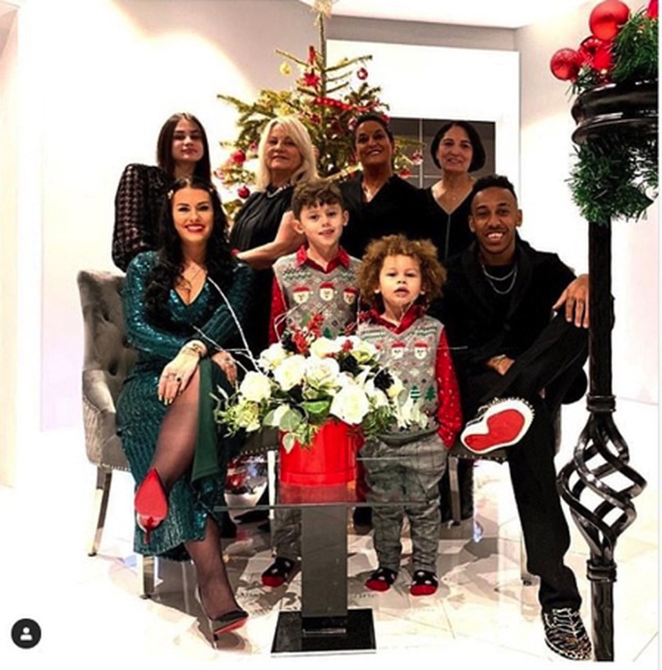 Kỳ nghỉ cuối năm tưng bừng của các ngôi sao thể thao - 4 Kỳ nghỉ cuối năm tưng bừng của các ngôi sao thể thao - 4