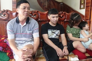 Học sinh lớp 12 bị cưa chân do phòng khám tắc trách?