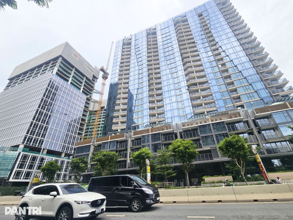 “Đất vàng” Thủ Thiêm đón loạt tin mới - 1