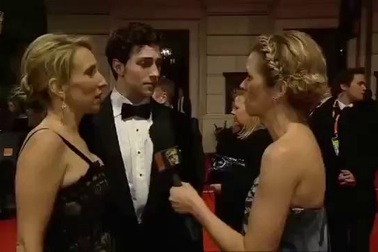 Sam Taylor-Johnson hạnh phúc bên chồng