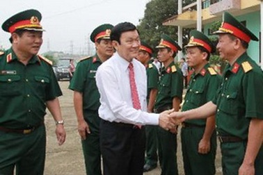 Chủ tịch nước Trương Tấn Sang thăm Quân khu 2
