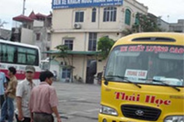 Loạn xe khách “Chất lượng cao”