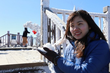 Đẹp ngỡ ngàng Lễ hội mùa đông Sun World Fansipan Legend