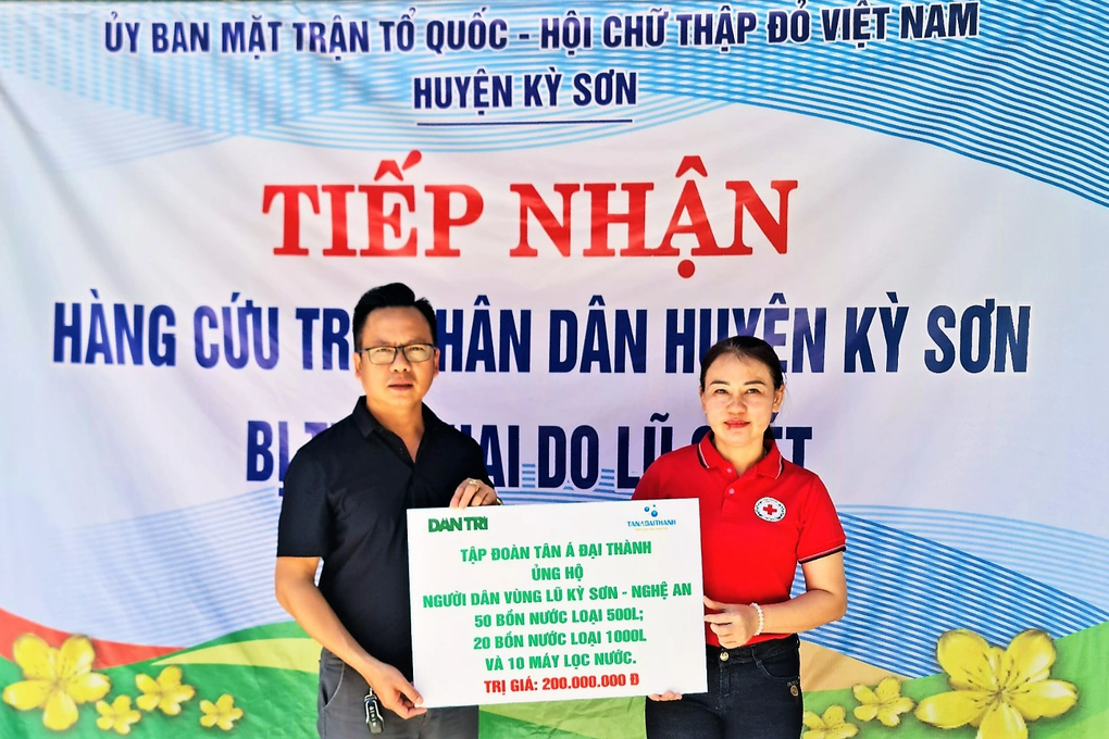 Bạn đọc Dân trí trí tiếp tục hướng về đồng bào vùng lũ quét - 2 Bạn đọc Dân trí trí tiếp tục hướng về đồng bào vùng lũ quét - 2