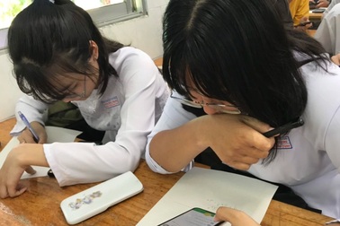 Giáo viên đăng đề, đáp án lên Facebook “xem cho tiện”: Không đảm bảo an toàn