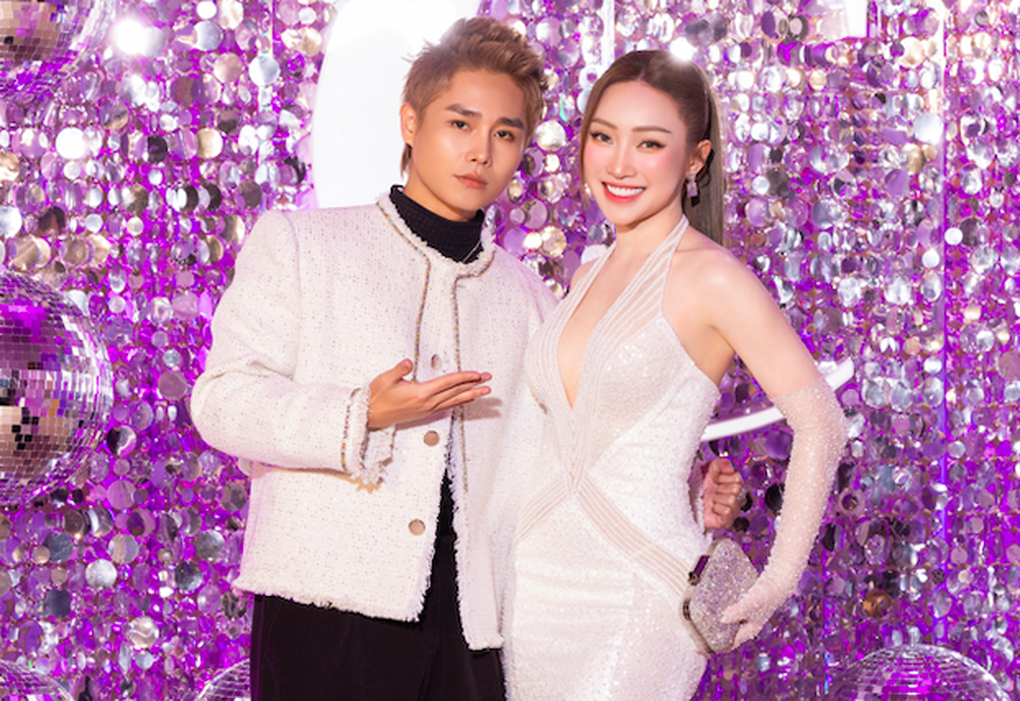 Tăng Duy Tân hát cực sung sau sự cố hủy show - 2 Tăng Duy Tân hát cực sung sau sự cố hủy show - 2
