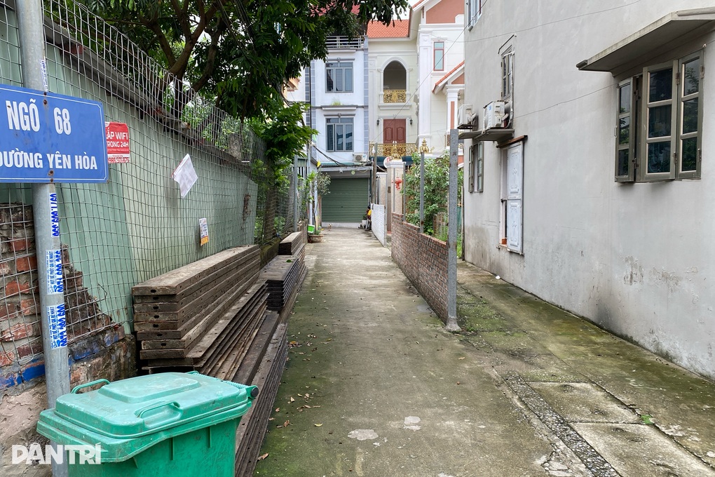Hà Nội: Phường Yên Nghĩa nói gì vụ hộ dân xây tường rào chắn ngõ đi chung? - 1 Hà Nội: Phường Yên Nghĩa nói gì vụ hộ dân xây tường rào chắn ngõ đi chung? - 1