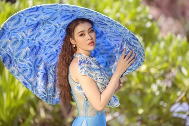 Á hậu Lý Kim Thảo không muốn là “bình hoa di động” trên màn ảnh