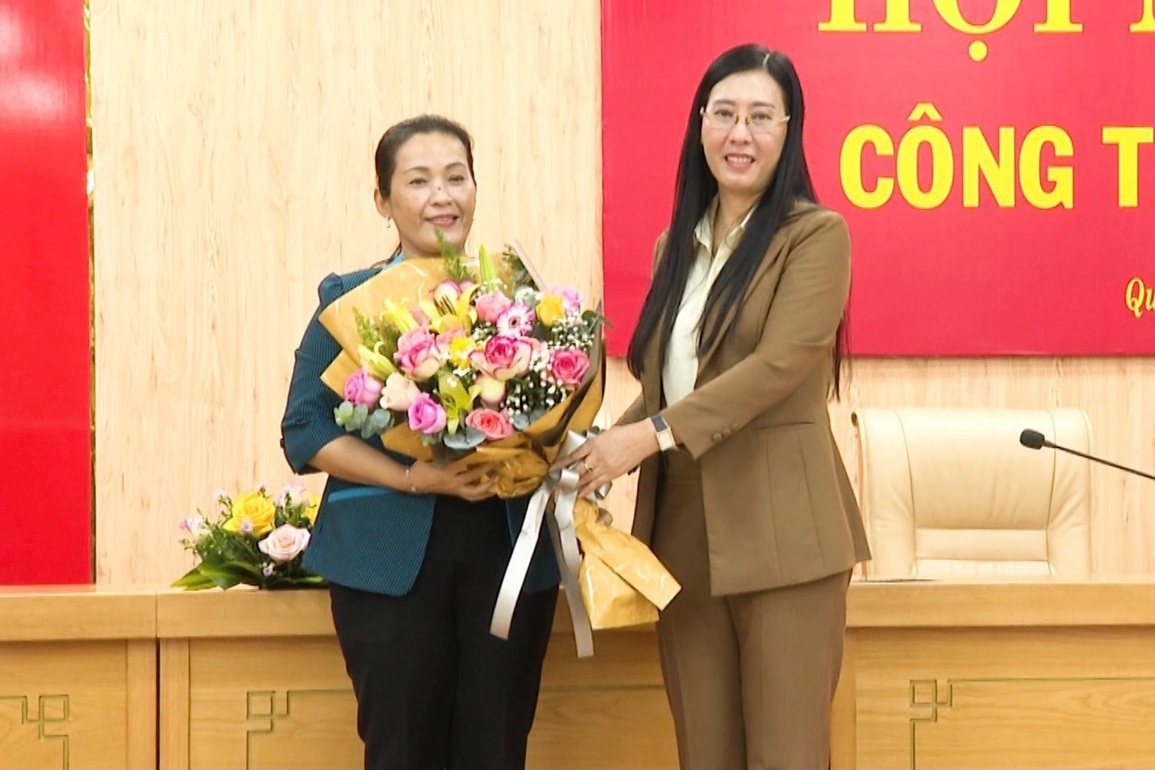 Nữ Phó Bí thư Tỉnh ủy Quảng Ngãi là người dân tộc Hre - 1 Nữ Phó Bí thư Tỉnh ủy Quảng Ngãi là người dân tộc Hre - 1