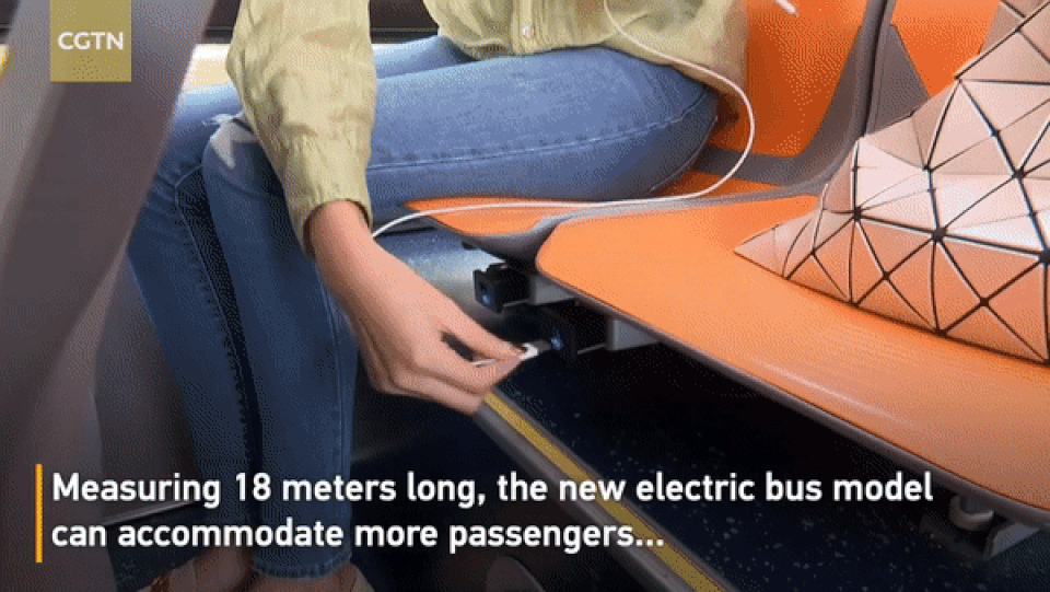 Trung Quốc trình làng mẫu xe bus điện siêu dài tới 18 m - 3 Trung Quốc trình làng mẫu xe bus điện siêu dài tới 18 m - 3