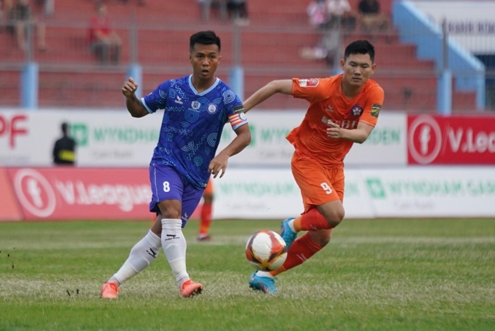 Đá hỏng phạt đền, SHB Đà Nẵng thua CLB Khánh Hòa - 5 Đá hỏng phạt đền, SHB Đà Nẵng thua CLB Khánh Hòa - 5