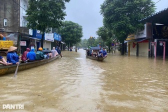 Miền Trung tiếp tục mưa rất to, miền Bắc có nơi dưới 17 độ C