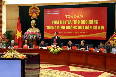 Báo chí đồng hành cùng sự phát triển của thành phố Cảng