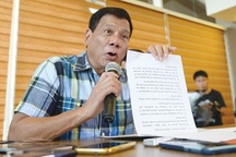 Tân tổng thống Philippines "không xuống nước" trong vấn đề biển Đông