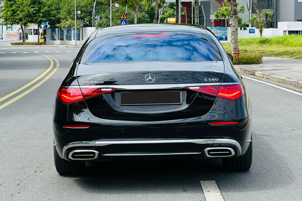 Đi 5.500 km, chủ xe Mercedes-Maybach S 580 mất hơn 7 tỷ đồng khi bán lại - 4 Đi 5.500 km, chủ xe Mercedes-Maybach S 580 mất hơn 7 tỷ đồng khi bán lại - 4