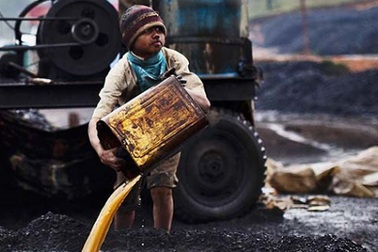 Lao động trẻ em trong các làng mỏ Ấn Độ