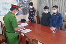 Đang bị cấm đi khỏi nơi cư trú, tôi có được đưa mẹ đi cấp cứu ở Hà Nội?