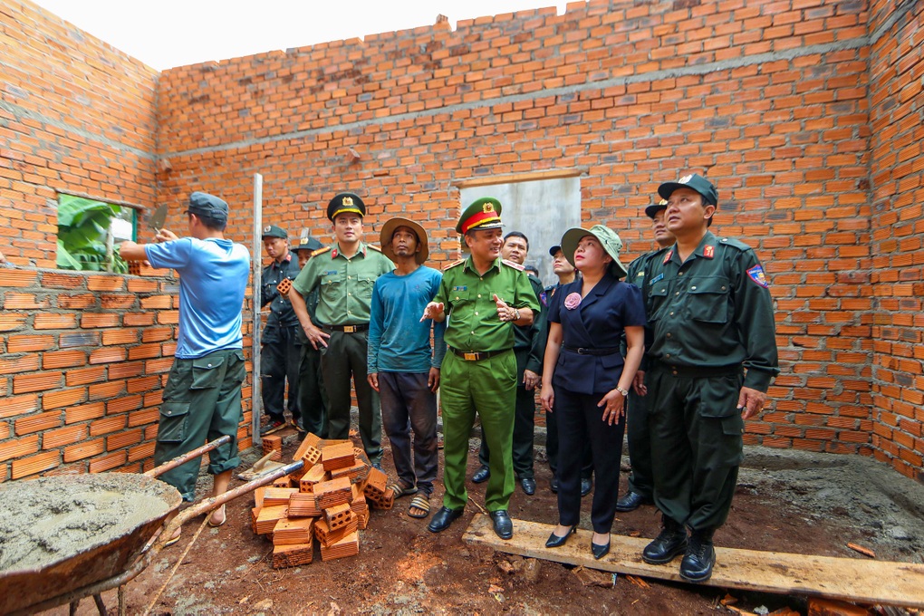 Triển khai đồng bộ các biện pháp bảo đảm trật tự an toàn địa bàn Tây Nguyên - 2 Triển khai đồng bộ các biện pháp bảo đảm trật tự an toàn địa bàn Tây Nguyên - 2