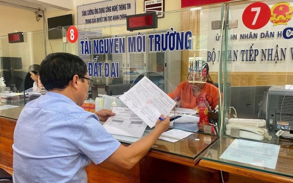 Bộ Công an đề xuất bỏ công chứng, xác nhận độc thân khi mua bán đất - 1 Bộ Công an đề xuất bỏ công chứng, xác nhận độc thân khi mua bán đất - 1