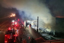 Xưởng giấy tại Hải Phòng cháy lớn