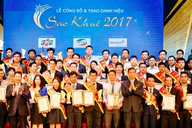 FPT Polytechnic nhận Giải Sao Khuê 2017 về đào tạo Công nghệ thông tin hệ chính quy