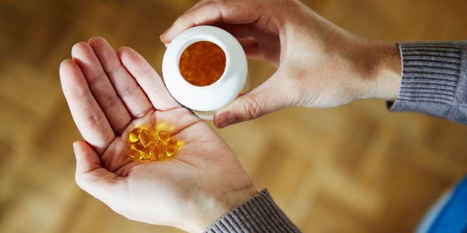 Tác dụng của các vitamin tan trong dầu với sức khỏe - 1 Tác dụng của các vitamin tan trong dầu với sức khỏe - 1