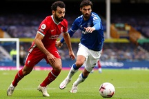 Everton 2-2 Liverpool: Màn rượt đuổi quyết liệt