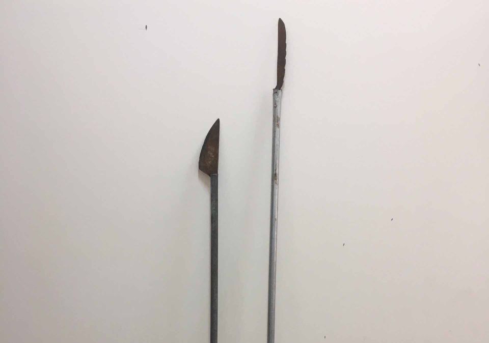 Khởi tố nhóm thanh niên hung hãn chém cảnh sát rồi bỏ chạy - 2