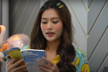 Những cuốn sách truyền năng lượng tích cực cho Hoa hậu Thiên Ân