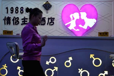 Ngày Valentine, các cặp đôi 9X Trung Quốc chuộng đặt phòng khách sạn sang