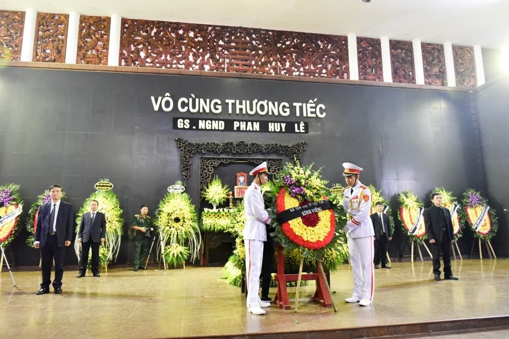 Tiễn biệt nhà giáo tài danh, nhà sử học Phan Huy Lê