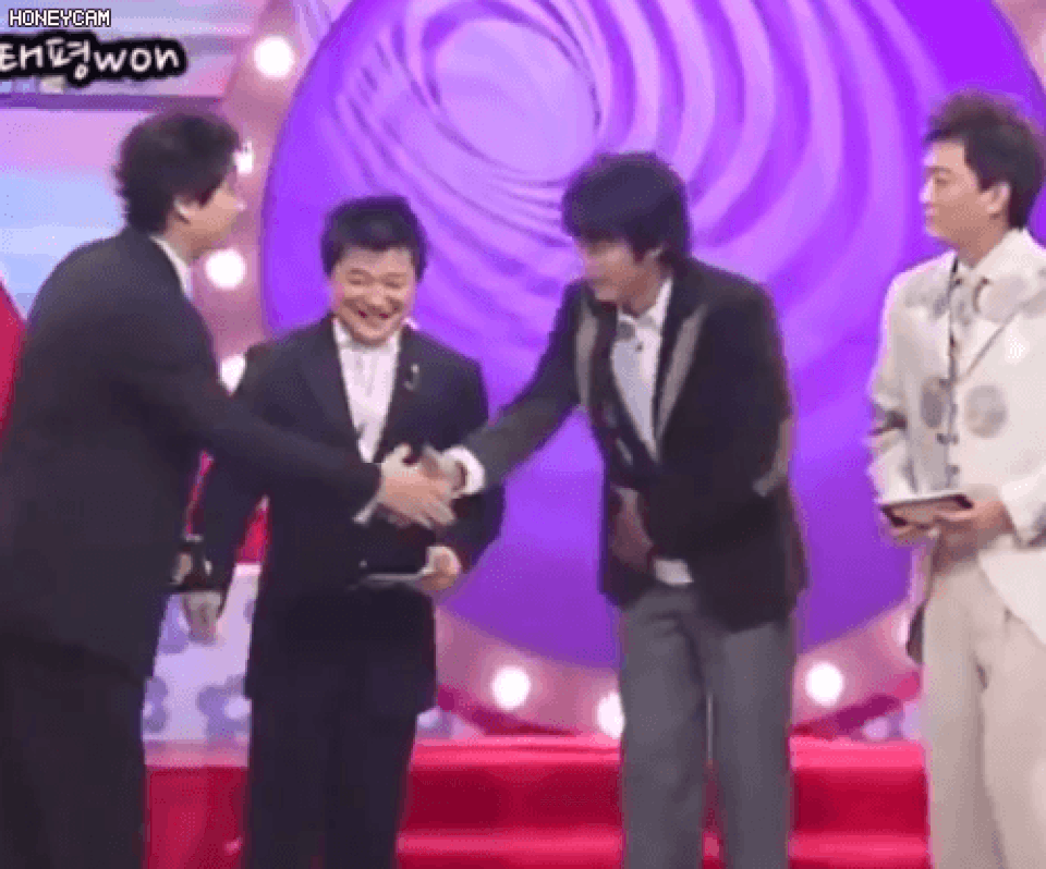 Hyun Bin thuở mới gia nhập làng giải trí, tiết lộ mẫu bạn gái trong mộng - 1 Hyun Bin thuở mới gia nhập làng giải trí, tiết lộ mẫu bạn gái trong mộng - 1